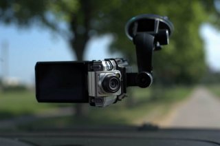 Видеорегистратор – это вещь, которая нужна каждому автомобилисту