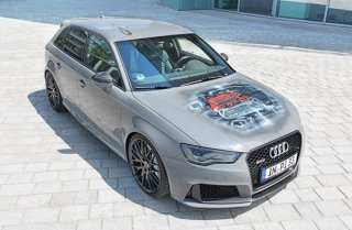  Audi RS3 оснастили карбоновыми колесами