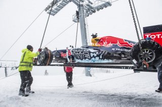 Команду Red Bull могут оштрафовать за использование гоночного болида не по назначению