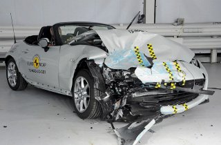 Mazda MX-5 не прошел европейский краш-тест