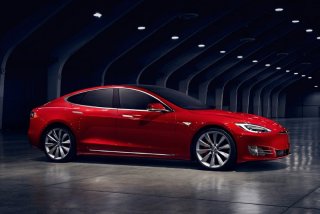 Tesla Model S снова получит бюджетную версию
