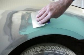 Шпатлевка стекловолокно для автомобиля: как работать данной шпатлёвкой?