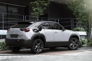 Электрокар Mazda MX-30 станет дешевле своих основных конкурентов