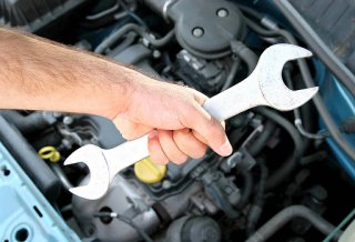 Почему лучше обращаться в проверенные СТО для ремонта автомобилей