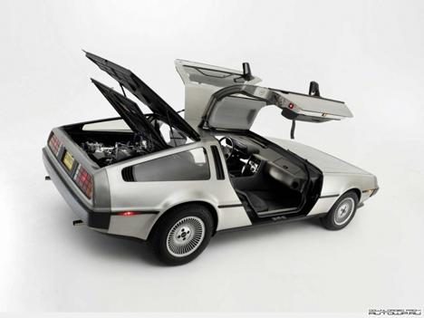 DeLorean DMC-12   ,          (1985.   ),          .
,    