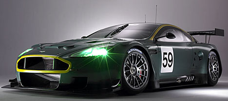 Aston Martin !
,    