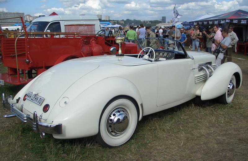 Cord 812 Roadster